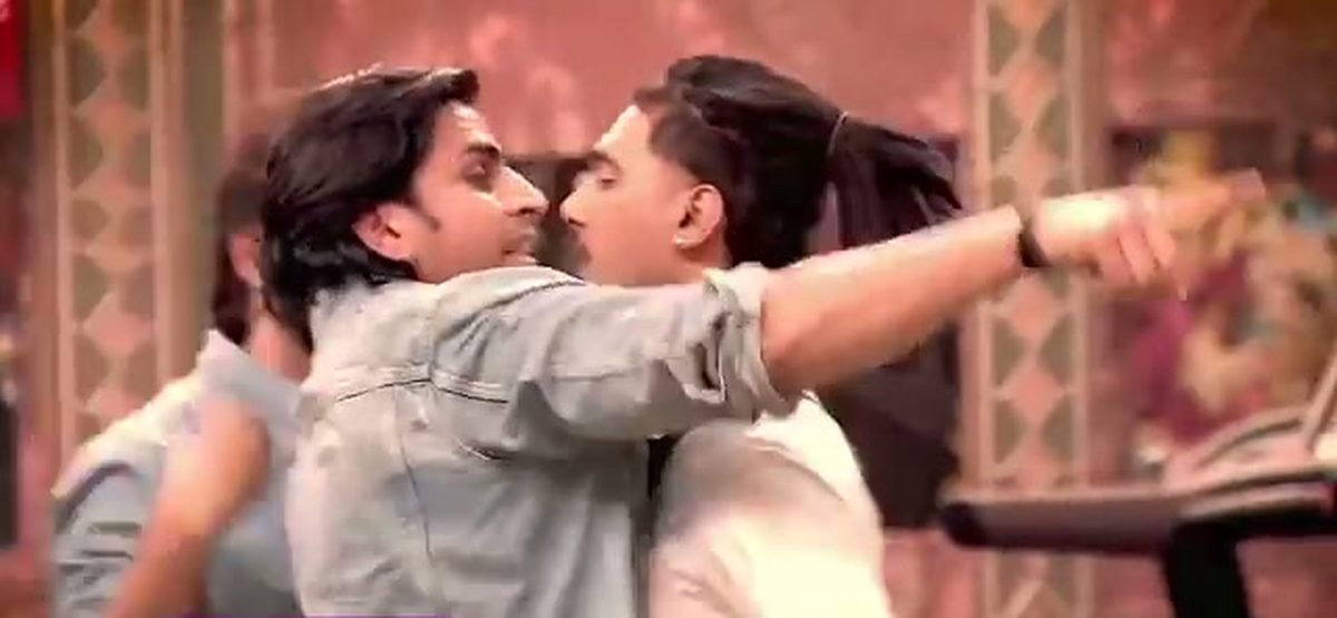 Gullu and Yung DSA face off during the Bigg Boss 20 captaincy task
